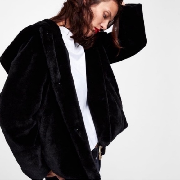 Zara Jackets & Blazers - Zara Black Faux Fur Hooded Coat Jacket Soft Cozy Medium
